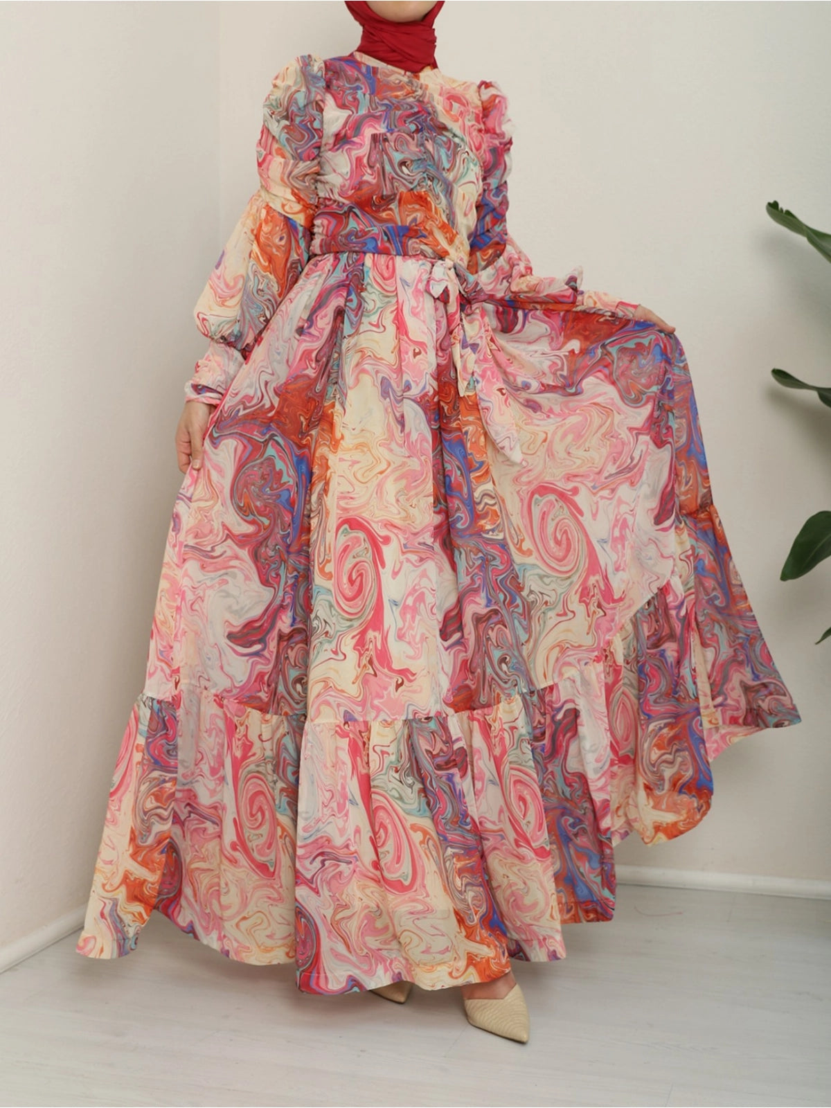 Robe Chic Rose à Manches Bouffantes & Taille Froncée